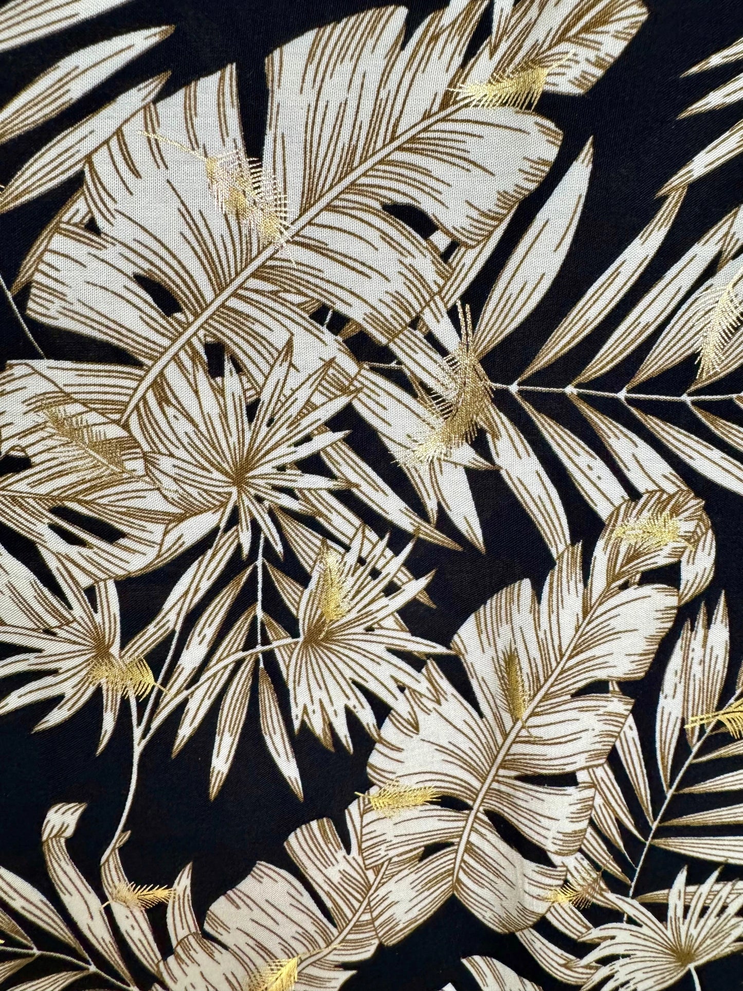 Robe longue avec doré