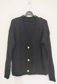Gilet élégant en maille à boutons.