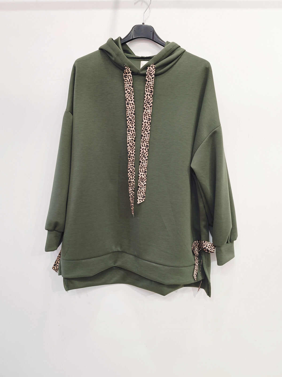 Sweat top oversize avec déco léopard